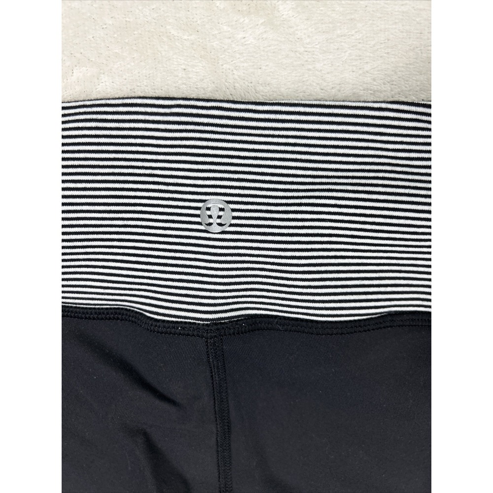 Lululemon Stretch Pants Leggings Split Crop Hem Capri Black Yoga Athletica Sz 10 - Picture 7 of 8